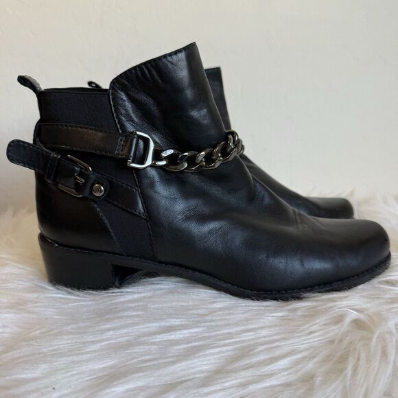 Stuart Weitzman Black OnTheStreet Soft Leather Chainlink Pull On Moto Booties - Picture 3 of 9